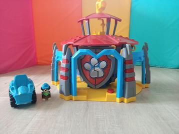 Paw Patrol dino rescue headquarters beschikbaar voor biedingen
