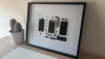 Gedemonteerde iPhone 4S zwart in kader beschikbaar voor biedingen