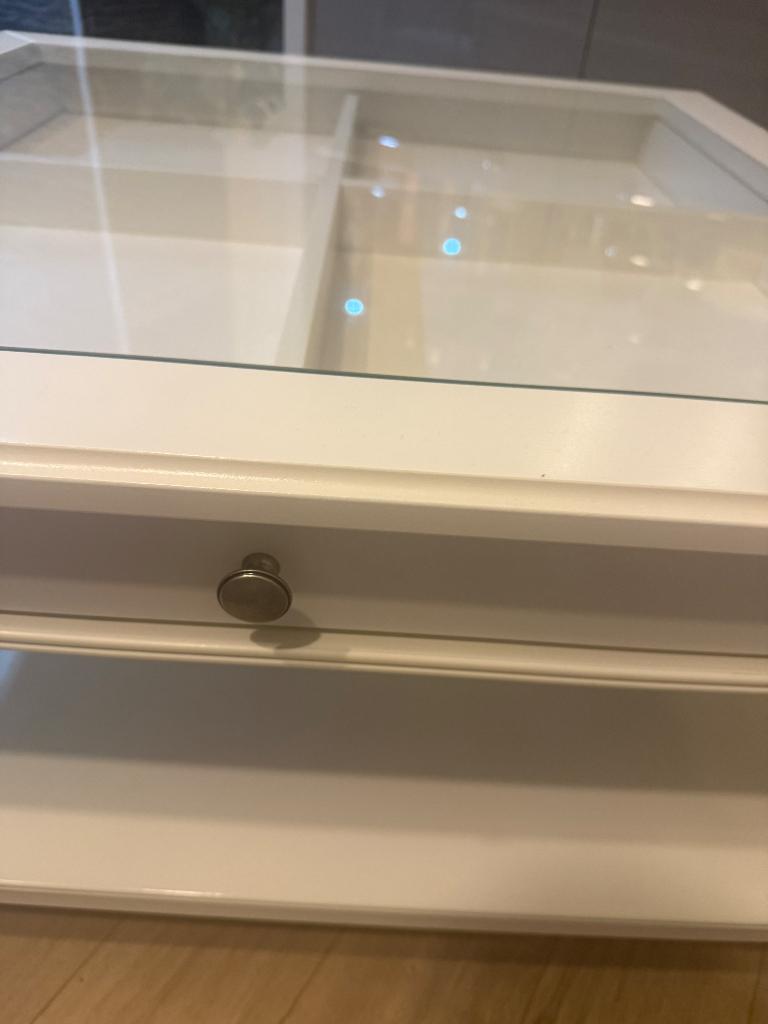 Table basse IKEA, 100 à 150 cm, Verre, Enlèvement, Utilisé