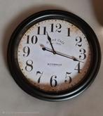 Landelijke klok Riverdale, Huis en Inrichting, Ophalen, 50 tot 75 cm, Zo goed als nieuw, 50 tot 75 cm