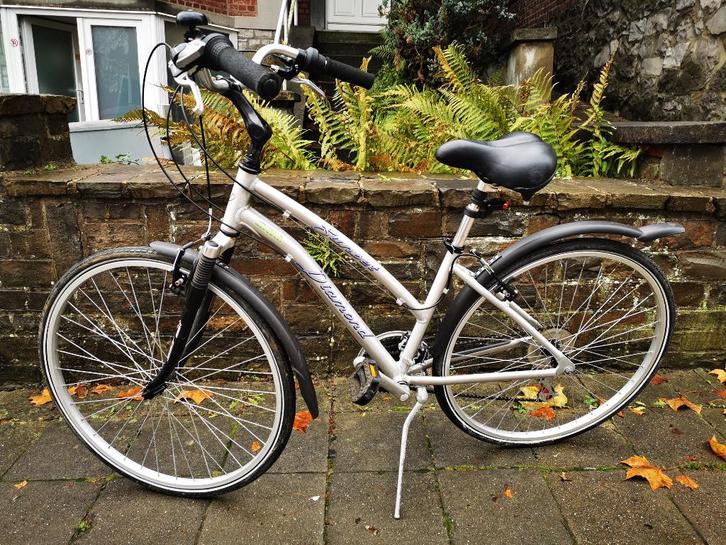 VELO DAMES DIAMOND 28P. 21 VIT. SHIMANO ETAT NICKEL, Vélos & Vélomoteurs, Vélos | Femmes | Vélos pour femme, Comme neuf, Autres marques