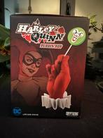 Limited edition Harley Quinn hand, Ophalen of Verzenden, Nieuw, Film, Beeldje, Replica of Model
