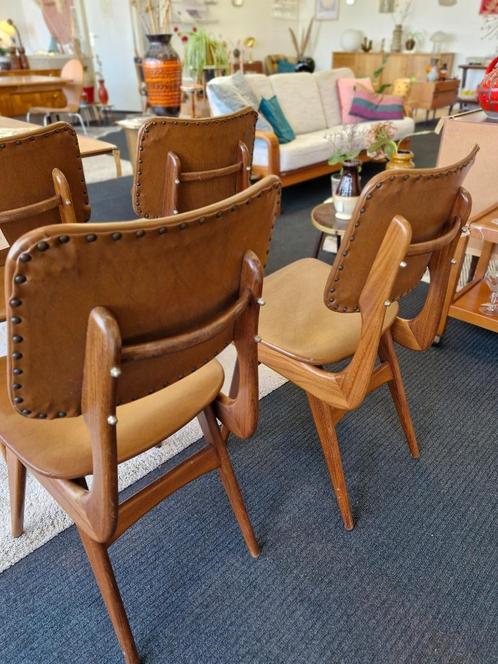 Vintage eetkamerstoelen (4) Louis van Teeffelen 70s, Huis en Inrichting, Stoelen, Gebruikt, Vier, Ophalen