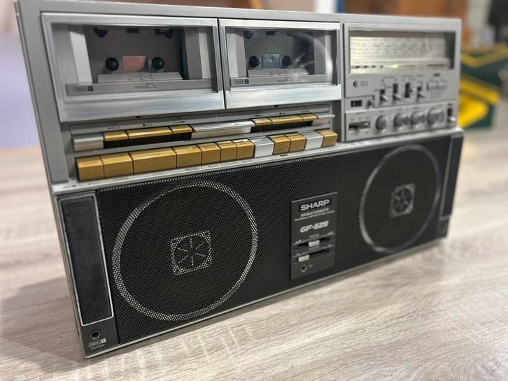 Boombox Sharp GX-525 – révisé & 100 % fonctionnel, Audio, Tv en Foto, Radio's, Zo goed als nieuw, Radio, Ophalen of Verzenden