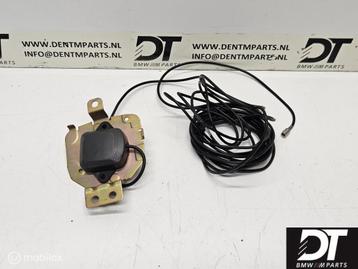 GPS-antenne BMW 5-serie E39 Touring 65908375944 beschikbaar voor biedingen