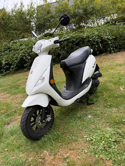 La Souris City Sport wit met zwart nl kenteken, Fietsen en Brommers, Scooters | Overige merken, Zo goed als nieuw, Klasse A (25 km/u)