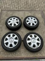 Set winterbanden met velg Toyota Yaris Kia Rio Suzuki Swift, Auto-onderdelen, Banden en Velgen, Ophalen of Verzenden, Gebruikt