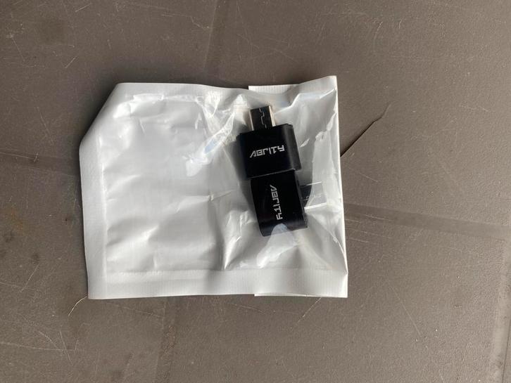 USB OTG adapter Averity – nieuw in verpakking, Computers en Software, USB Sticks, Nieuw, Ophalen
