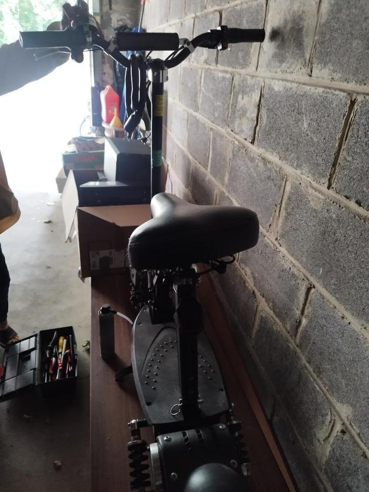 Trotinette électrique, Fietsen en Brommers, Steps, Gebruikt, Elektrische step (E-scooter), Ophalen