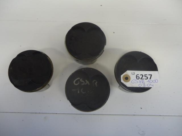 GSXR1000 2003 - 2004 Suzuki Motorblok onderdelen D1-28625, Motoren, Onderdelen | Suzuki