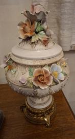 porseleinen Capodimonte vaas uit Italië, Antiek en Kunst, Ophalen of Verzenden