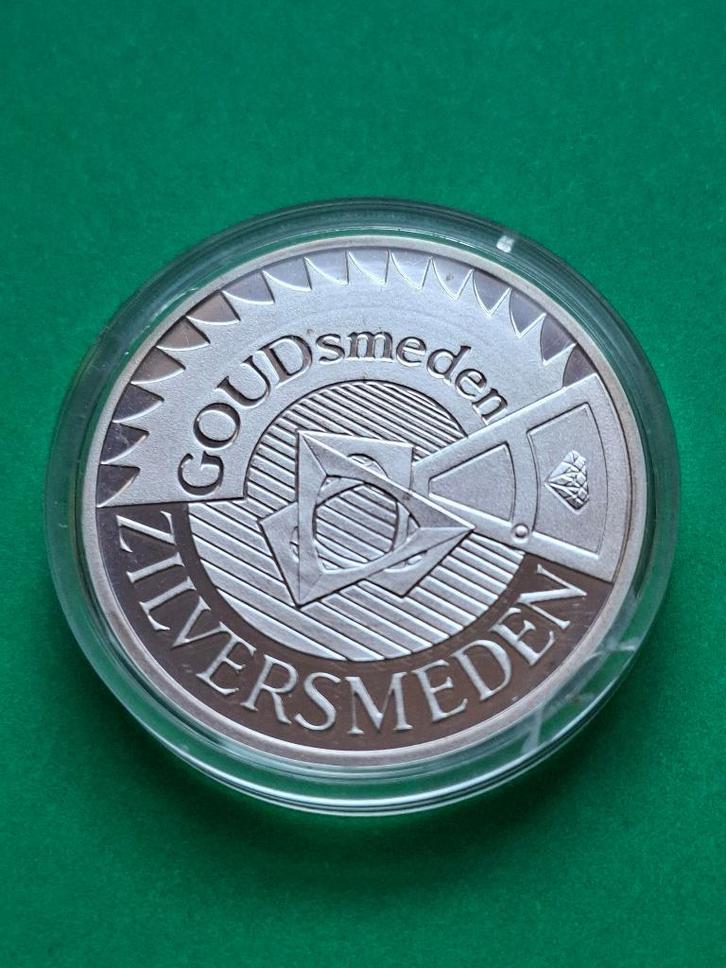 1995 Pays-Bas médaille argent Schoonhoven Goldsmith School, Timbres & Monnaies, Pièces & Médailles, Argent, Envoi