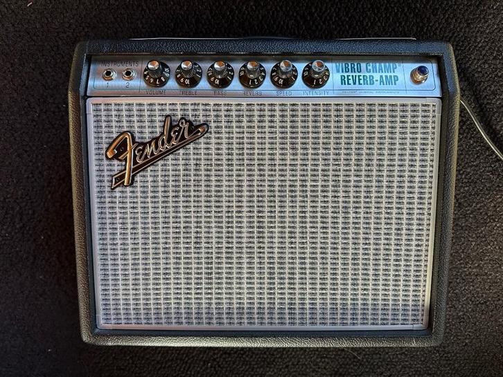 Fender 68 Custom - Vibro Champ Reverb-Amp, Muziek en Instrumenten, Versterkers | Bas en Gitaar, Zo goed als nieuw, Gitaar, Minder dan 50 watt