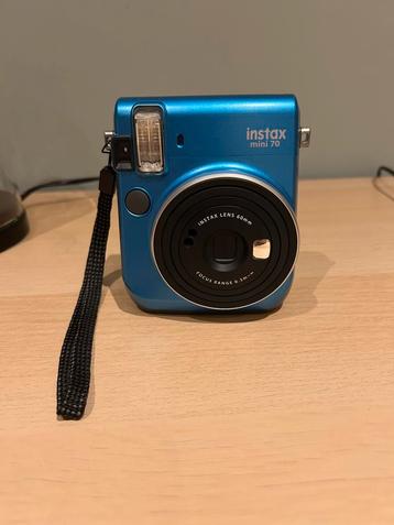 Fujifilm Instax Mini 70 polaroidcamera beschikbaar voor biedingen