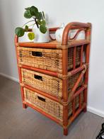 Tweekleurig rotan kastje, Huis en Inrichting, Kasten | Ladekasten, 3 of 4 laden, Ophalen of Verzenden, Zo goed als nieuw, Overige materialen