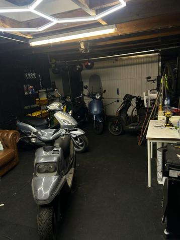 Wij kopen alle soorten scooters beschikbaar voor biedingen