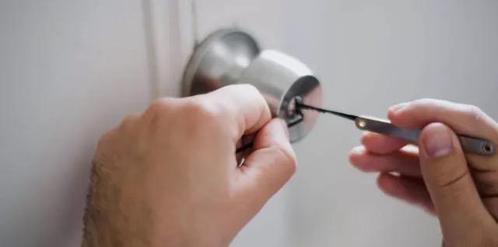 Slotenmaker 24/24 7/7 De beste prijs in België. 0465120794, Diensten en Vakmensen, Reparatie en Onderhoud | Sloten, 24-uursservice