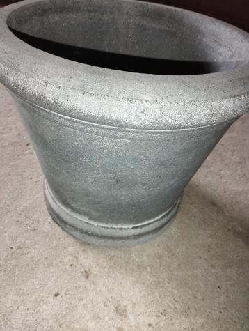 Grand cache pot en terre cuite, Jardin & Terrasse, Pots de fleurs, Enlèvement, Comme neuf