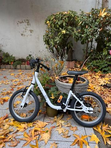 2 Kinderfietsen BTWIN 14 Inch - In goede staat beschikbaar voor biedingen
