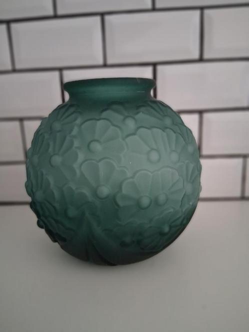 Knappe art deco vaas: in groene afwerking., Huis en Inrichting, Woonaccessoires | Vazen, Zo goed als nieuw, Groen, Ophalen of Verzenden