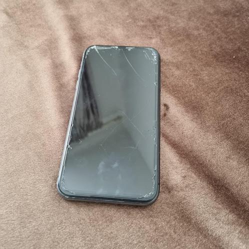 iPhone 11 zwart 64GB – schade, scherm niet origineel,, Telecommunicatie, Mobiele telefoons | Apple iPhone, Gebruikt, 64 GB, Zonder abonnement