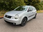 Polo 1.2essence 74.000km ct ok car pass, Bedrijf, Handgeschakeld, 5 deurs, Onderhoudsboekje