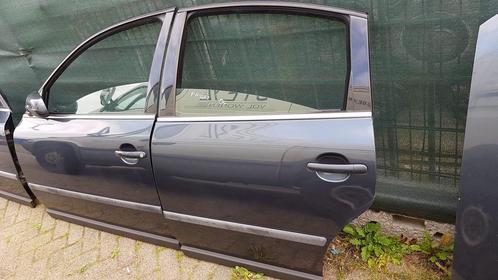 VW PASSAT PORTIEREN LV+LA BJ 2005, Auto-onderdelen, Carrosserie, Deur, Gebruikt, Ophalen of Verzenden