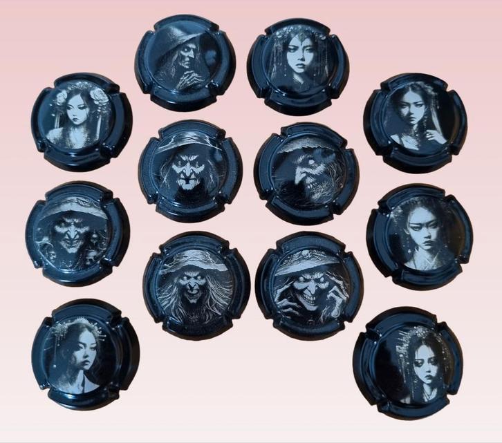 Witch and Queen, Collections, Collections Autre, Comme neuf, Enlèvement ou Envoi