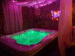 BIJNE uitverkocht nieuwe jacuzzi voor 3/4 personen veel jets, Ophalen of Verzenden, Nieuw, Verlichting