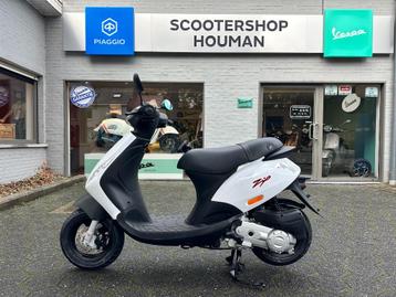 PIAGGIO  ZIP  50cc  45Km/h  BIANCO  OTTICO (nr.181)