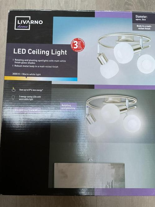 Nieuwe LED plafondlamp met 3 Led lampen, Huis en Inrichting, Lampen | Spots, Nieuw, Led, Ophalen of Verzenden