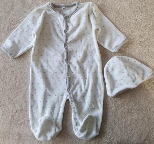 Pyjama et bonnet en velours blanc - T68 (6 mois) - NEUF, Enfants & Bébés, Vêtements de bébé | Taille 68, Neuf, Garçon ou Fille