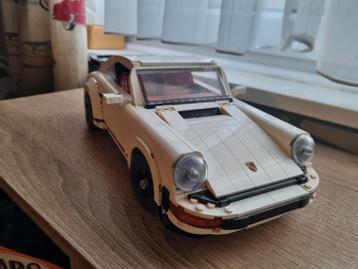 Lego porsche #10295 disponible aux enchères