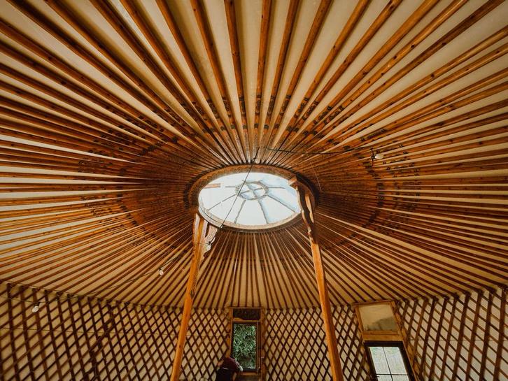 YOURTE MONGOLE AUTHENTIQUE 65 m² + 20— HABITAT D’EXCEPTION, Immo, Maisons à vendre, Province de Luxembourg, Autres types, Ventes sans courtier