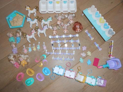 Tyco vintage les quints 5 petits coeurs 1989 et 10 poupées, Verzamelen, Poppen, Gebruikt, Accessoires, Ophalen