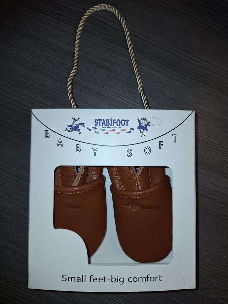 Stabifoot baby soft cognac nieuw, Kinderen en Baby's, Babykleding | Schoentjes en Sokjes, Nieuw, Jongetje of Meisje, Slofjes, Ophalen
