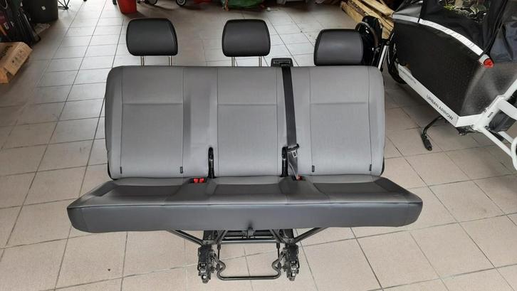 Achterbank Volkswagen T6, Caravelle, driezit, Auto-onderdelen, Interieur en Bekleding, Volkswagen, Ophalen