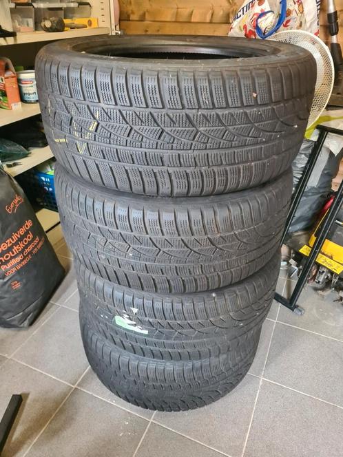 Pneus hiver Hankook runflat 245/50 R18 100H, Autos : Pièces & Accessoires, Pneus & Jantes, Pneu(s), Pneus hiver, 18 pouces, 245 mm