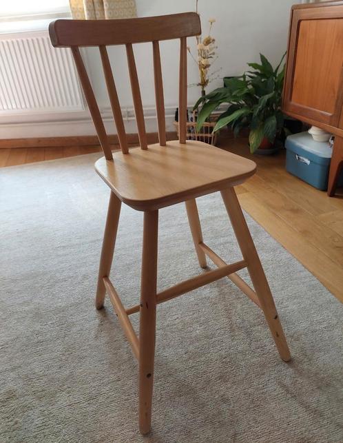 Chaise haute enfant en bois (Ikea), Kinderen en Baby's, Kinderstoelen, Gebruikt, Ophalen