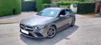 MERCEDES CLASSE A180 AMG LINE AMBILIGHT/CARPLAY/CAM 360/JA, Auto's, Mercedes-Benz, Automaat, 4 deurs, Alcantara, Particulier