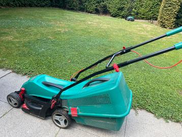 Grasmaaier Bosch ARM1300-34R, Enlèvement, Comme neuf, Bac de ramassage