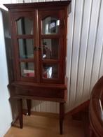 Vitrinekastje  1.60 h 60 cm b 30 cm d, Huis en Inrichting, Kasten | Vitrinekasten, Ophalen, Zo goed als nieuw