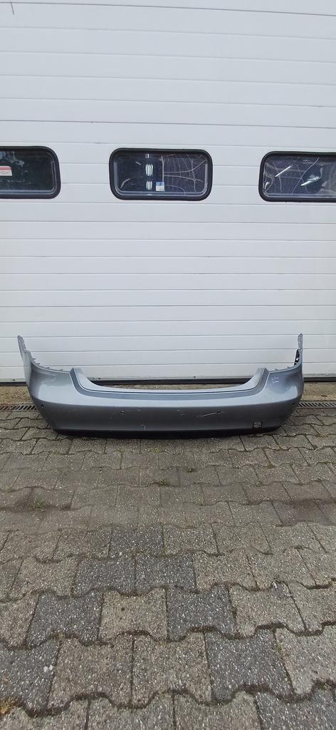 Mercedes-Benz E-Klasse W212 Achterbumper PDC Gaten Diffuser, Auto-onderdelen, Carrosserie, Bumper, Mercedes-Benz, Achter, Gebruikt