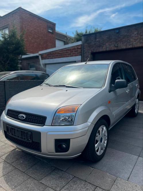Ford Fusion 1.6 Trend/ Automaat / 25000km/ 1ste eig /, Auto's, Ford, Particulier, Fusion, Airbags, Airconditioning, Alarm, Bluetooth