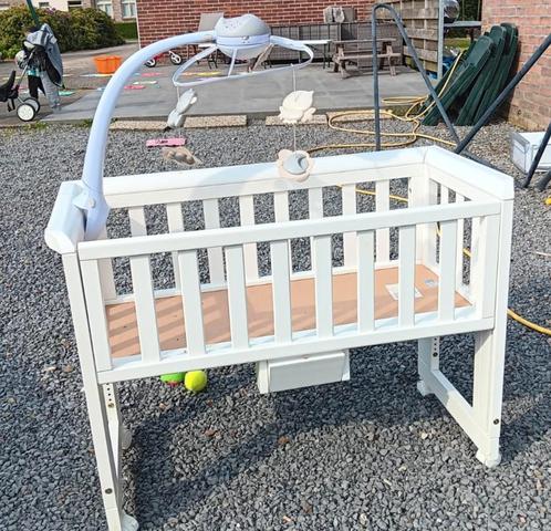 Baby bed en kinderen fiets, Kinderen en Baby's, Babywiegjes en Ledikanten, Zo goed als nieuw, Ophalen of Verzenden