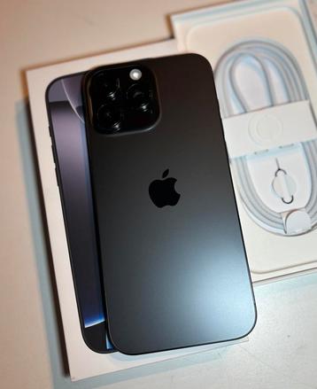 iPhone 16 Pro Max 512gb TitaneBlack comme neuf garantie 2027 beschikbaar voor biedingen