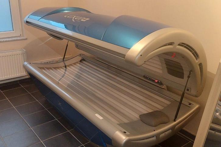 Banc solaire Luxura X3 by Hapro, Elektronische apparatuur, Zonnebanken en Gezichtsbruiners, Zo goed als nieuw, Ophalen