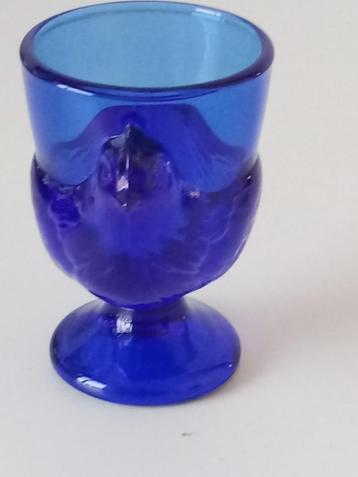 eierdopje  blauw  in glas   -France  beschikbaar voor biedingen
