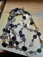 Dames halsketting met pailletten en metalen vierkantjes, Handtassen en Accessoires, Kettingen, Kunststof, Ophalen of Verzenden