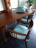 Houten tafel met 4 stoelen, Huis en Inrichting, Complete eetkamers, Ophalen, Zo goed als nieuw